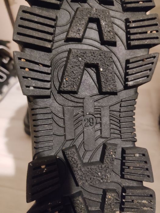 Продам обувь на мальчика