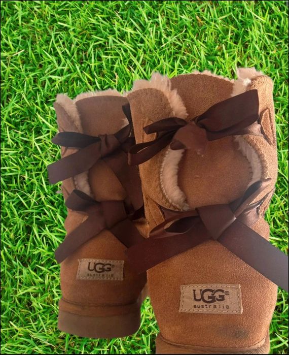 UGG Bailey Bow 39