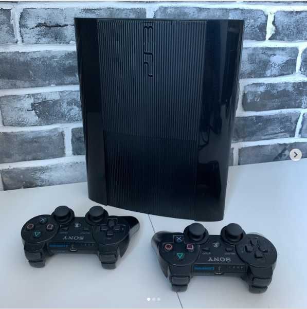 Продам Playstation 3 Super Slim ps3 Новая 500 Gb + игры