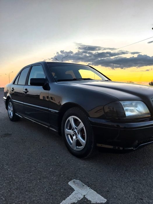 Передний бампер BMW e34 E36 E39 e53 e60 mercedes w124 w210 w202 w211