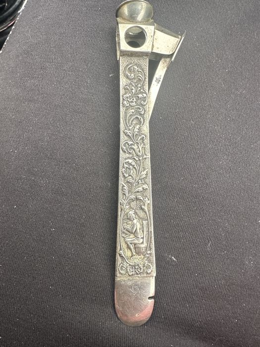 Vand cutit pentru trabuc