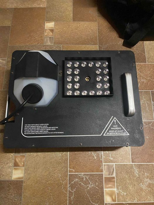 OFERTA Masini de fum 1500W cu leduri RGB vertical disco dj evenimente