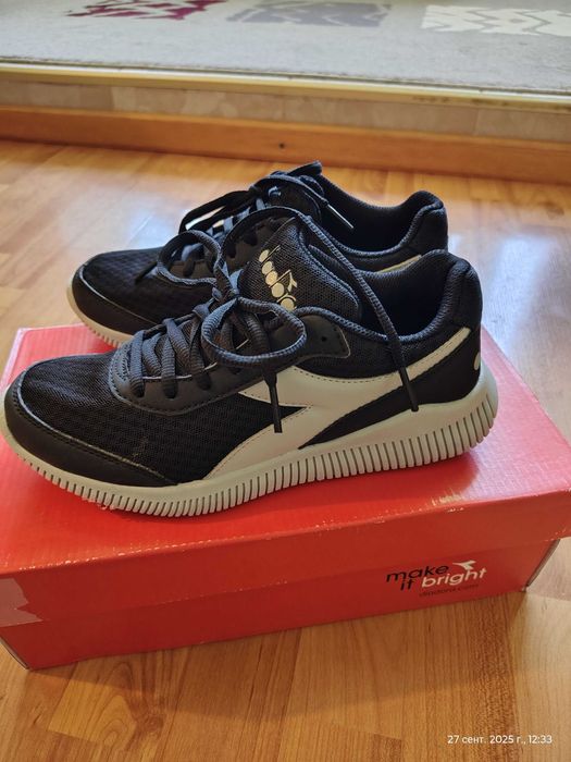 Кроссовки детские Diadora (Италия),унисекс,оригинал,новые,р-р 35