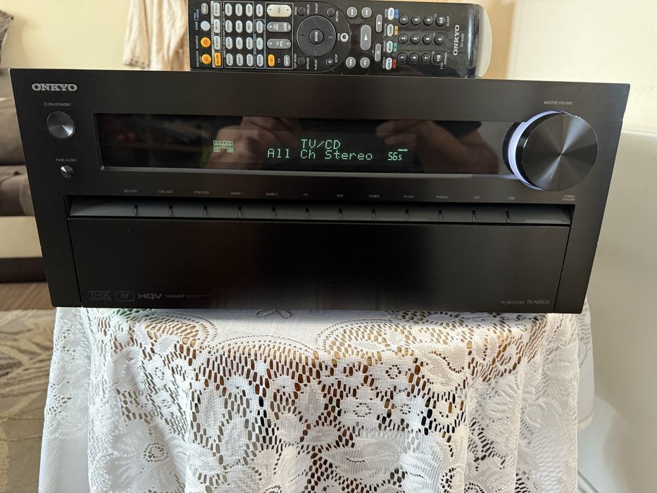 Onkyo TX-NR818 Качествен ресивър