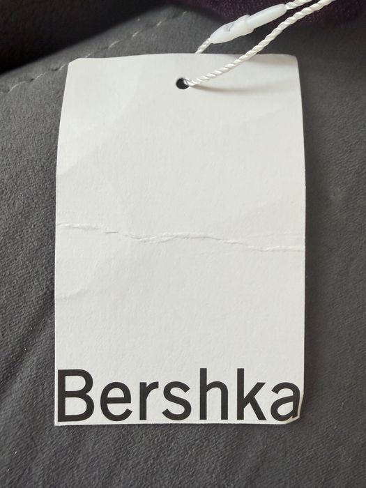 Чисто нов бански Bershka