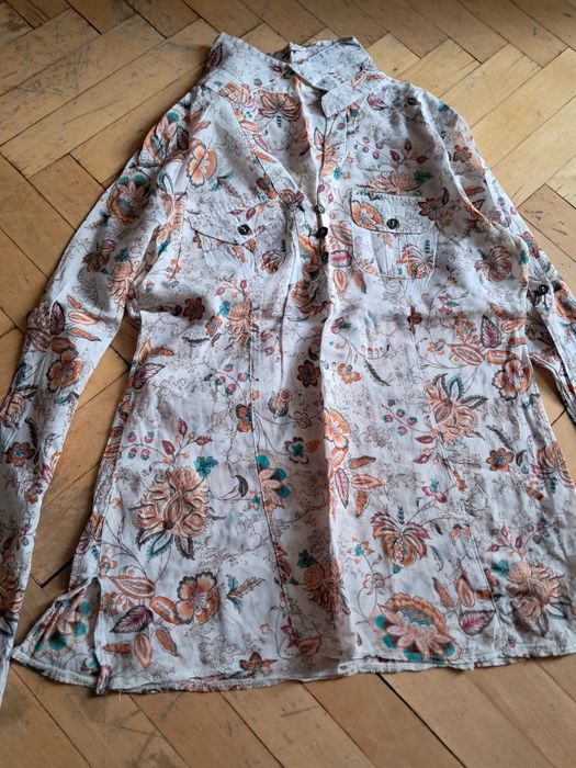 9 бр. дамски ризи - общо 8€