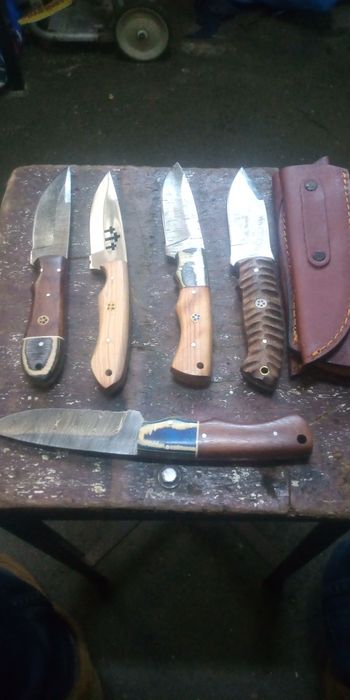 Cutite pentru vânătoare si pescuit.