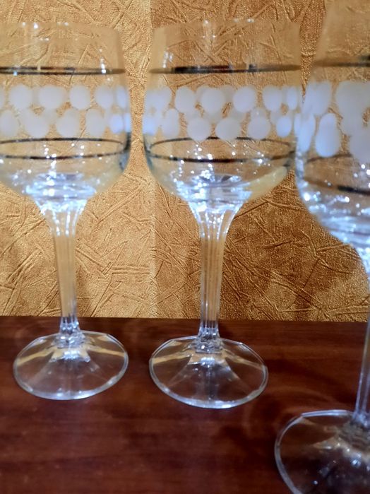 Абсолютно новые, красивые фужеры "Богемия" Чехословакия, высота 18см;