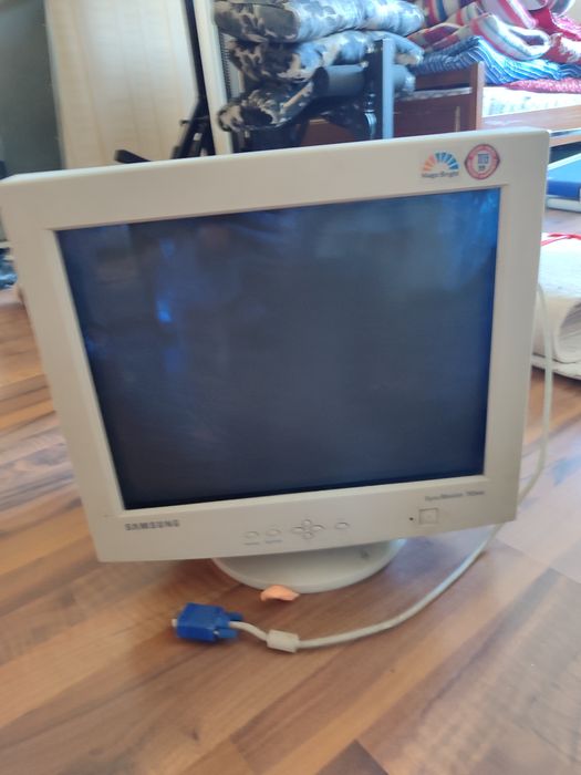 Монитор продам в отличном состоянии