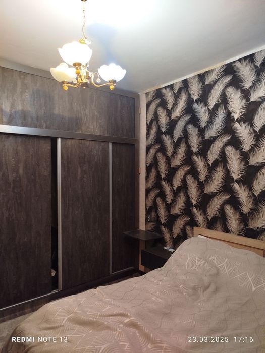 Квартира 2-х комнатная 3 этаж с ремонтом г.Алмалык