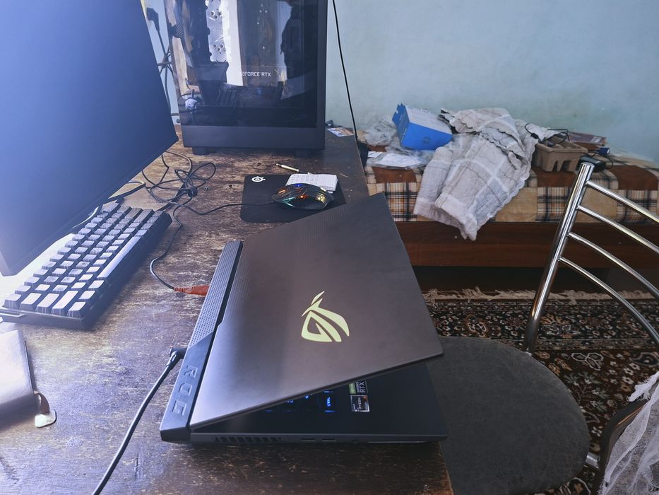 ASUS ROG Strix G15. RYZEN 7 5800H / RTX 3070
