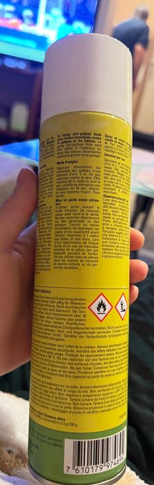 Finito Wespenspray е специализиран препарат за отстраняване на оси