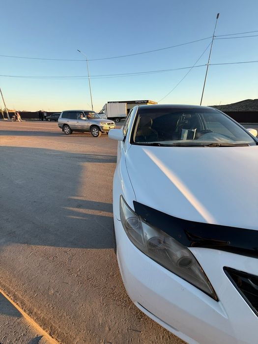 Продам фары на камри 40