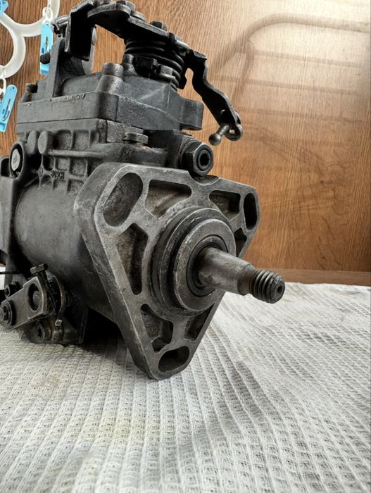 Pompa De Injectie Mecanica Volkswagen Passat/Golf 1.6 Diesel Bosch