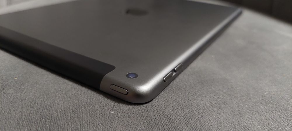 IPAD 7 - 10.2" 128GB като нов