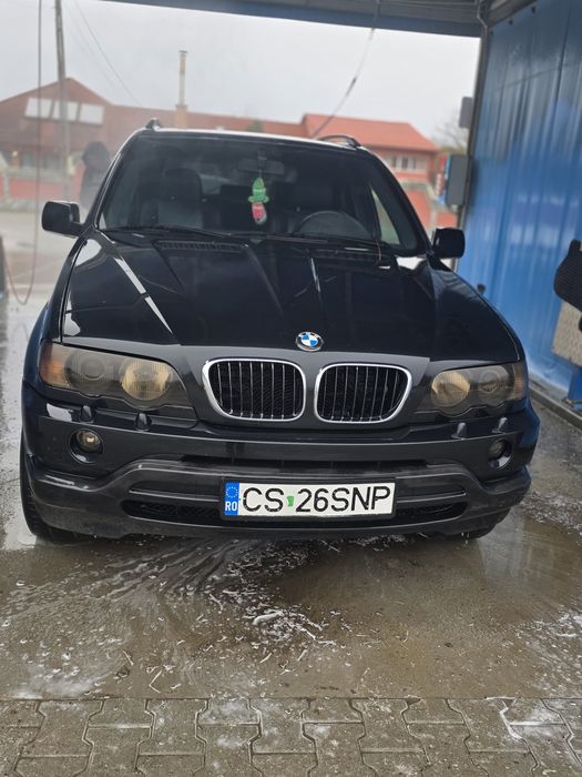 Vând BMW X5 2003