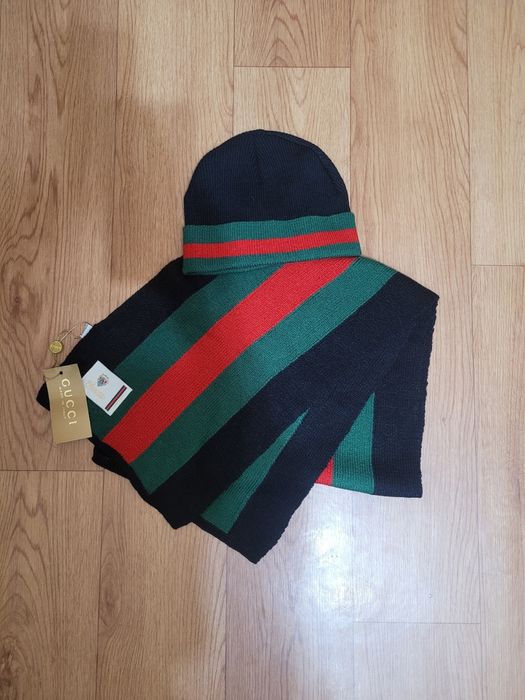 Комплект Шапка с  шарфом  GUCCI