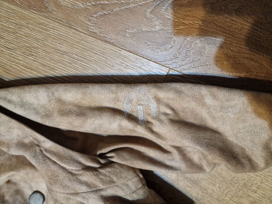 Trenci , Pardesiu , Palton , Sarafan , Parpalac , Vesta Sportalm