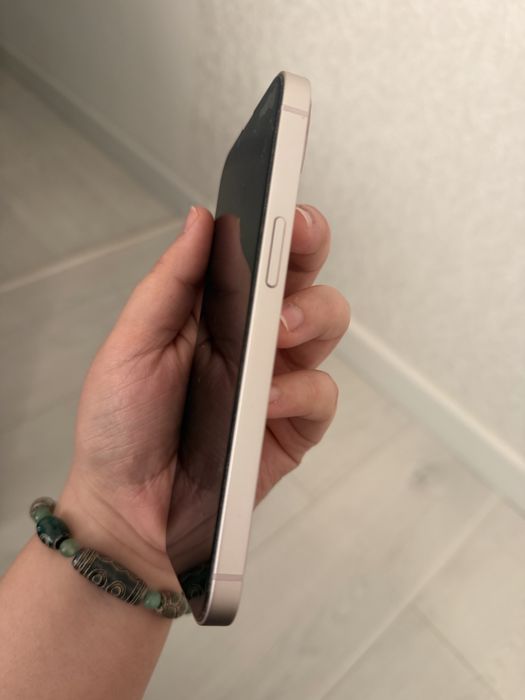 Продам Iphone 13 128гб