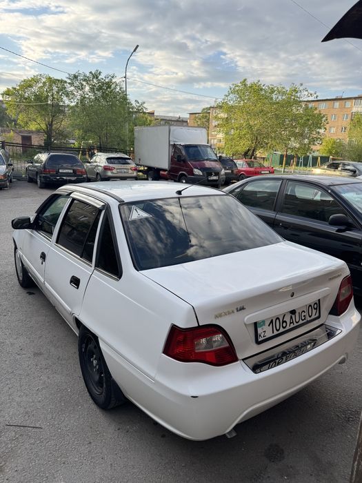 Daewoo Nexia 2 1,6 литр газ-бензин