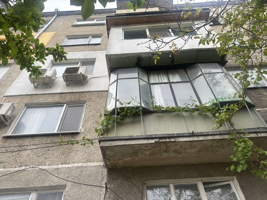 Продава се Двустаен апартамент в Девня - 62 кв.м за 823 €/кв.м - Снимка #1