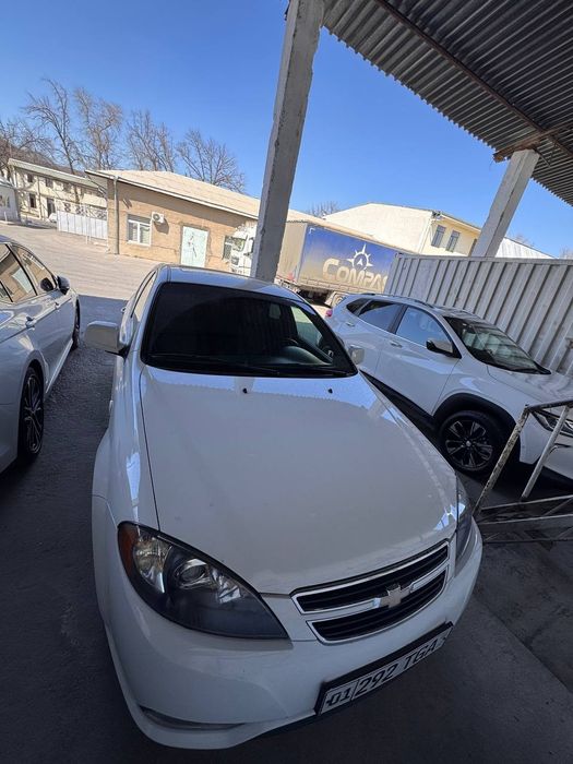 Lasetti jentra srochna