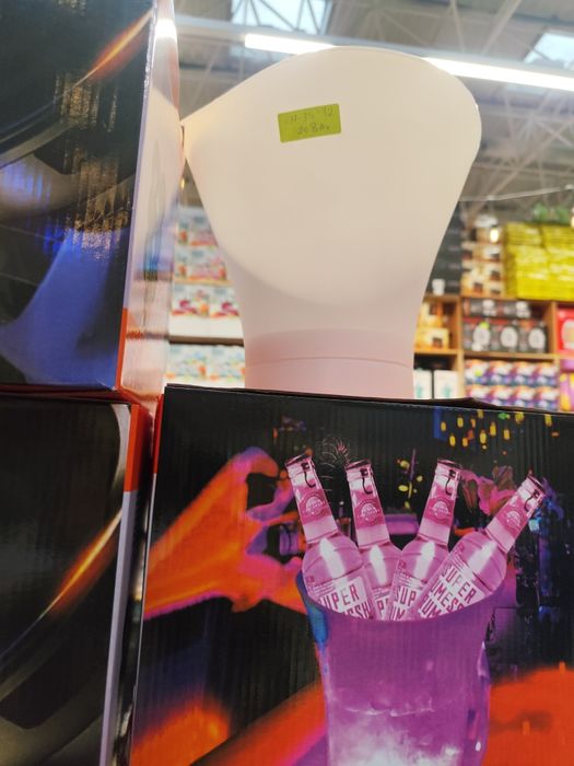 Frapiera cu muzica și lumini