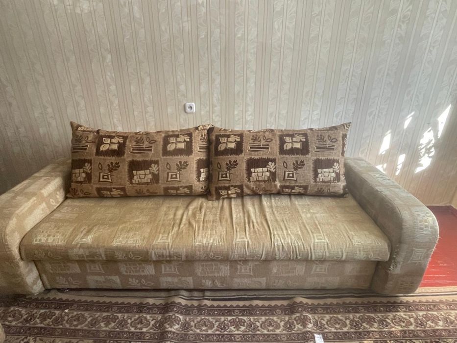 Диван+кресло б/у.