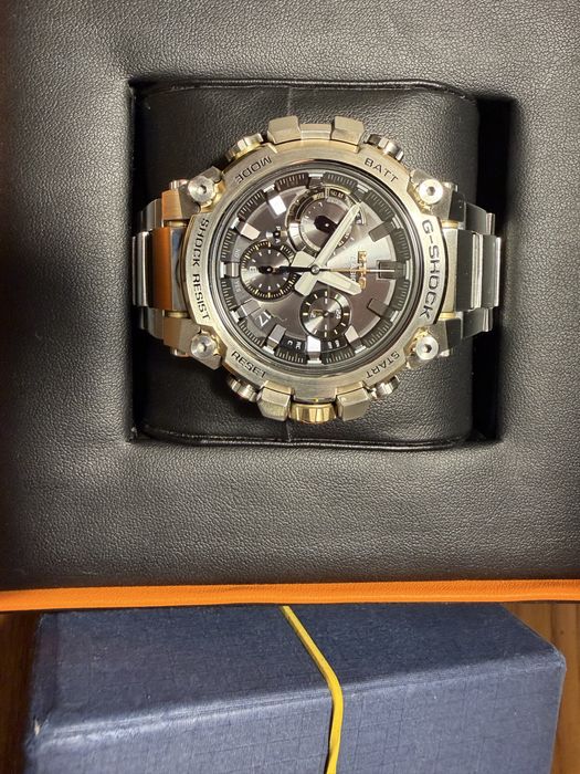 Vand ceas Casio G-Shock MTG-B3000D