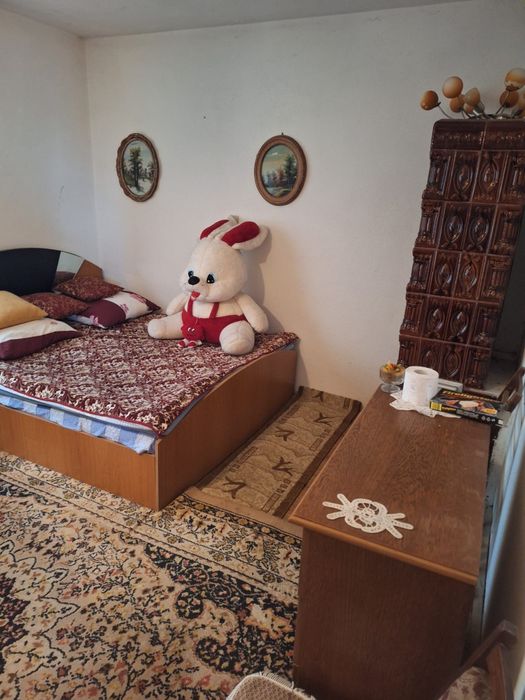 Vând casă în Cornești, poziție excelentă