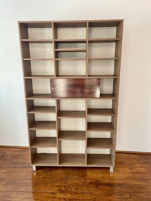 Dulap biblioteca sau separator