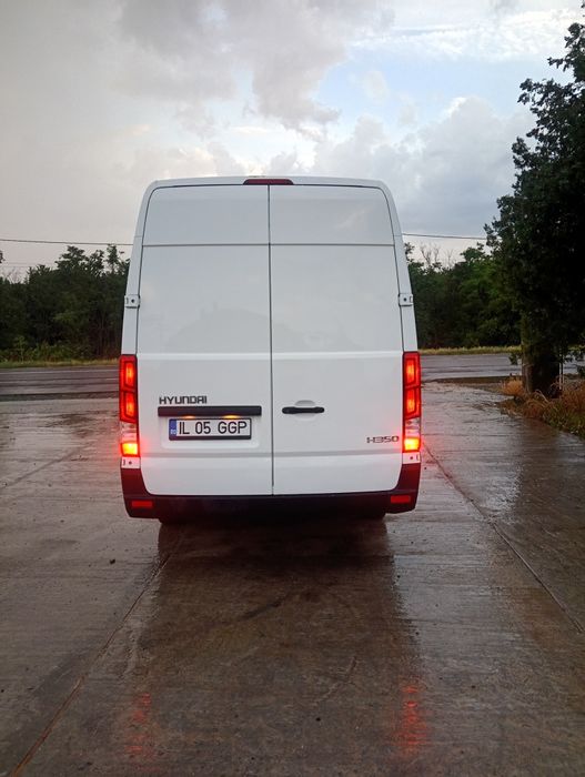 Vând sau schimb Hyundai h350