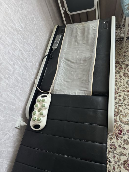 Продам Кушетку СЕРАГЕМ.