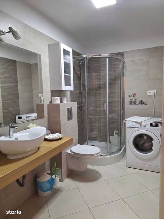 Garsonieră cu balcon, parter în Tractorul