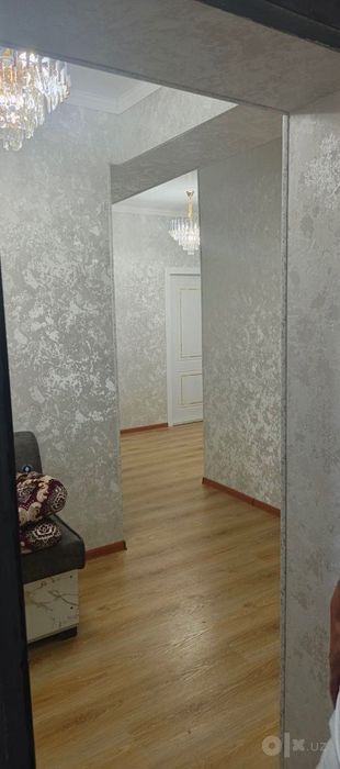 Тезда квартира сотилади 64 кв.