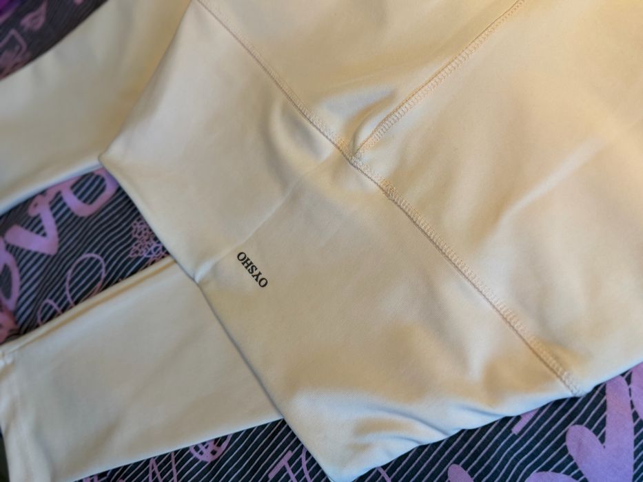 Чисто нов Клин oysho