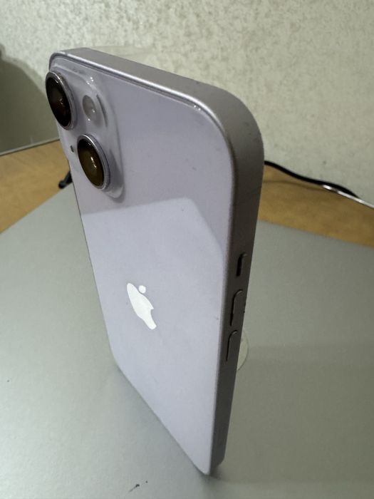 Айфон 14    128 гб