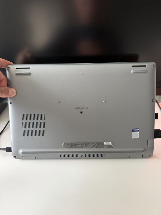 Лаптоп DELL Latitude 5420