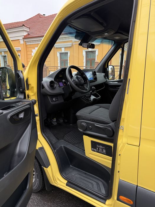 Mercedes Sprinter 314 8+1 Clima in Plafon