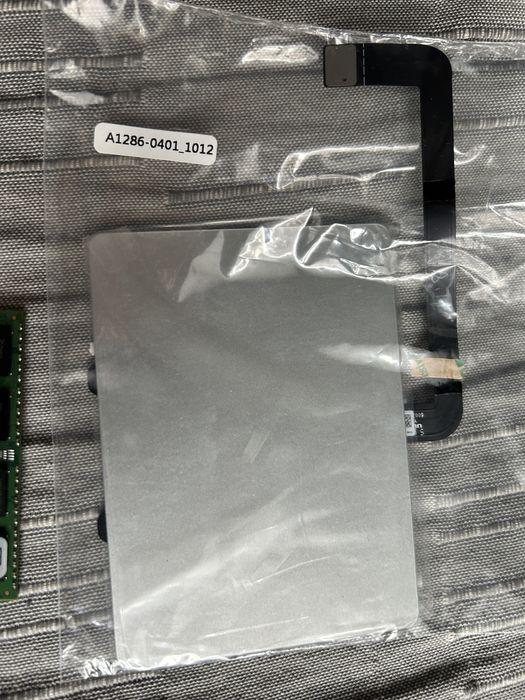 Тъч пад за мак и рам памет