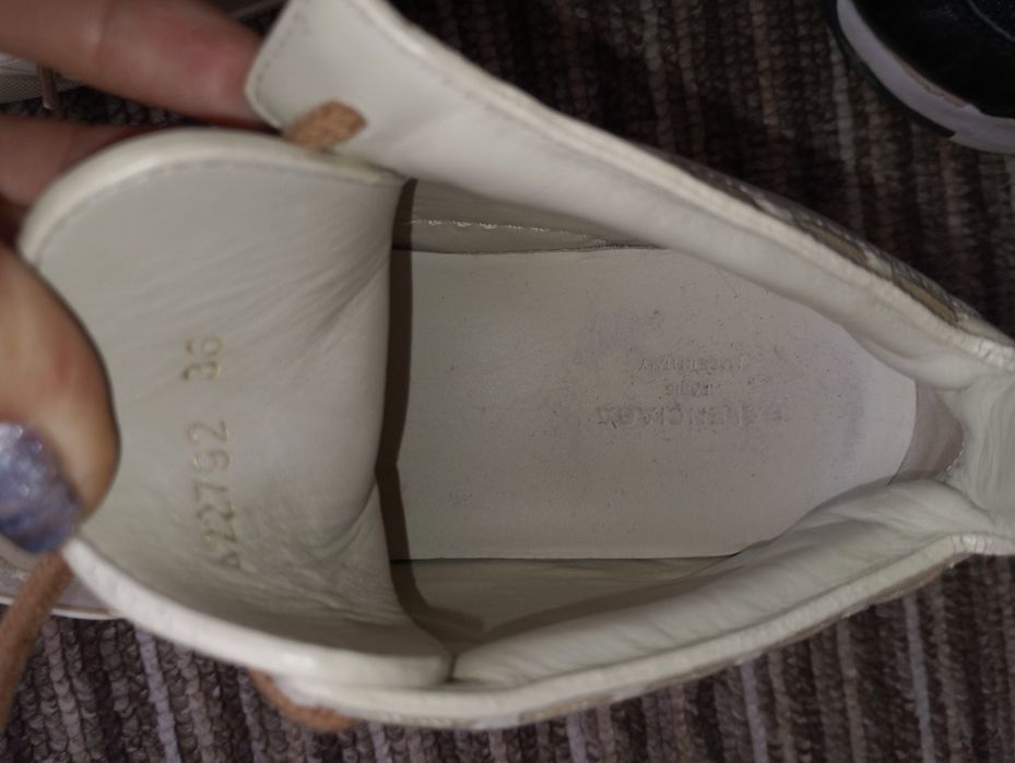 Papuci balenciaga purtați de doua ori