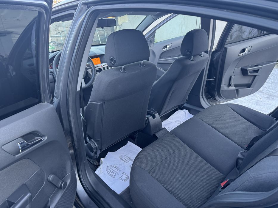 De Vanzare Opel Astra H Sedan