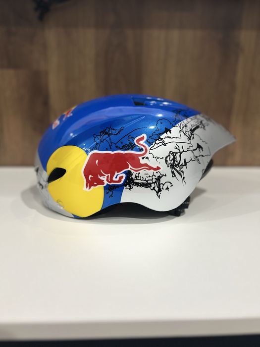 Продам шлем срочно