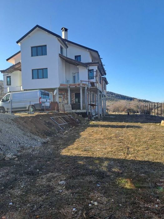 Парцел с.Добростан