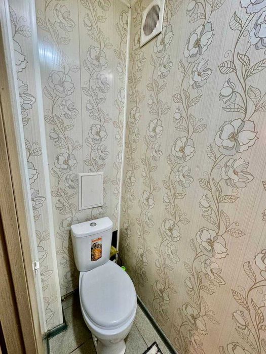 Продаётся 2 комн квартира