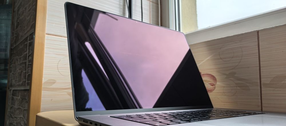 Ansamblu Display Macbook PRO 16" A2485 / A2780 / A2991_2021-2023__NOU_