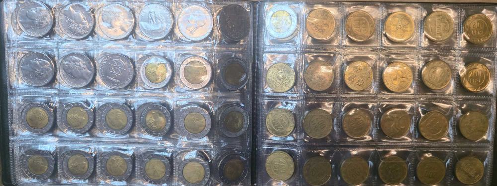 монети 2 Държави 210 бр