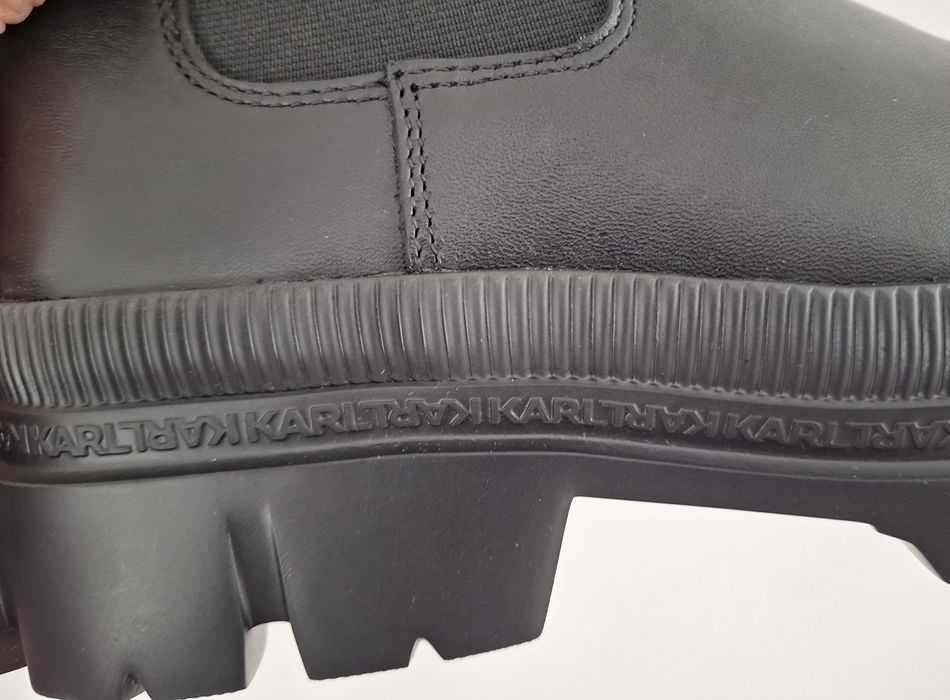 Ghete Karl Lagerfeld- Noi, nepurtate