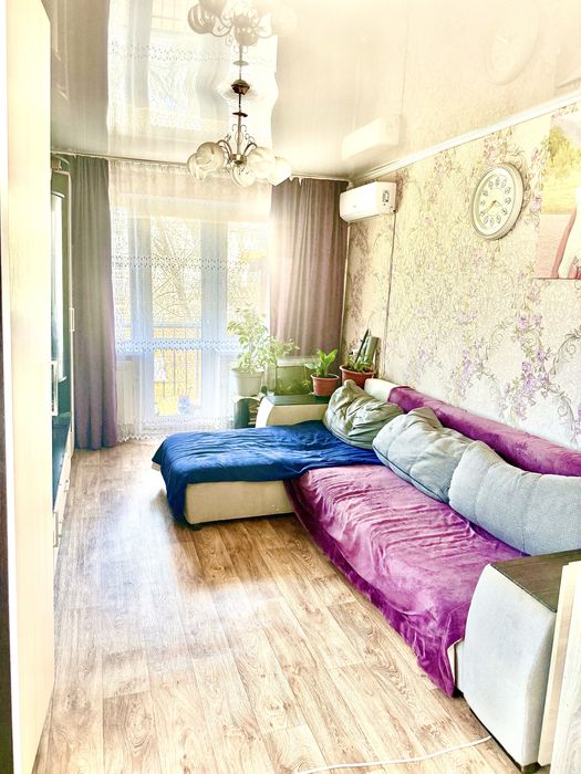 Продам 2 к кв на против Акимата