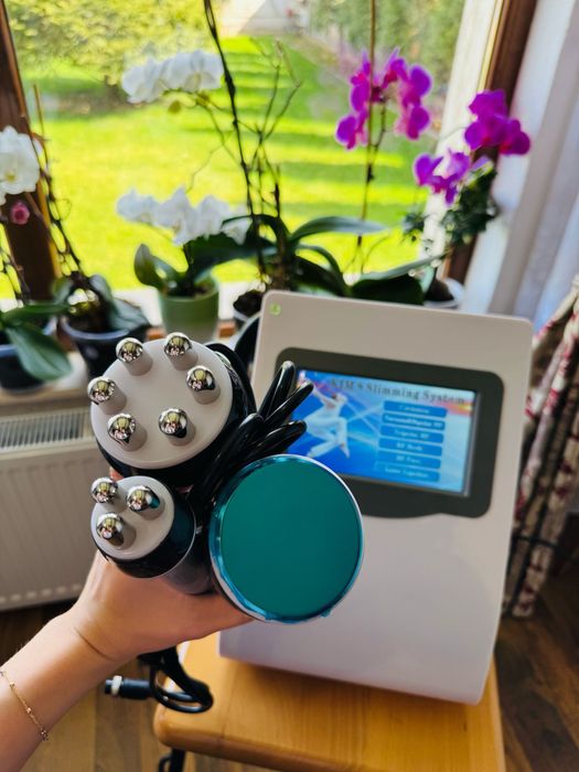 NOU! Aparat Profesional Remodelare Corporala Cavitatie 6 in 1